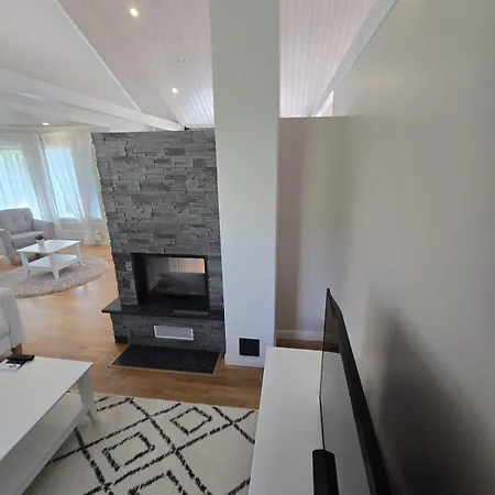Villa Revontulet Zh View Vipvilla Mikkeli